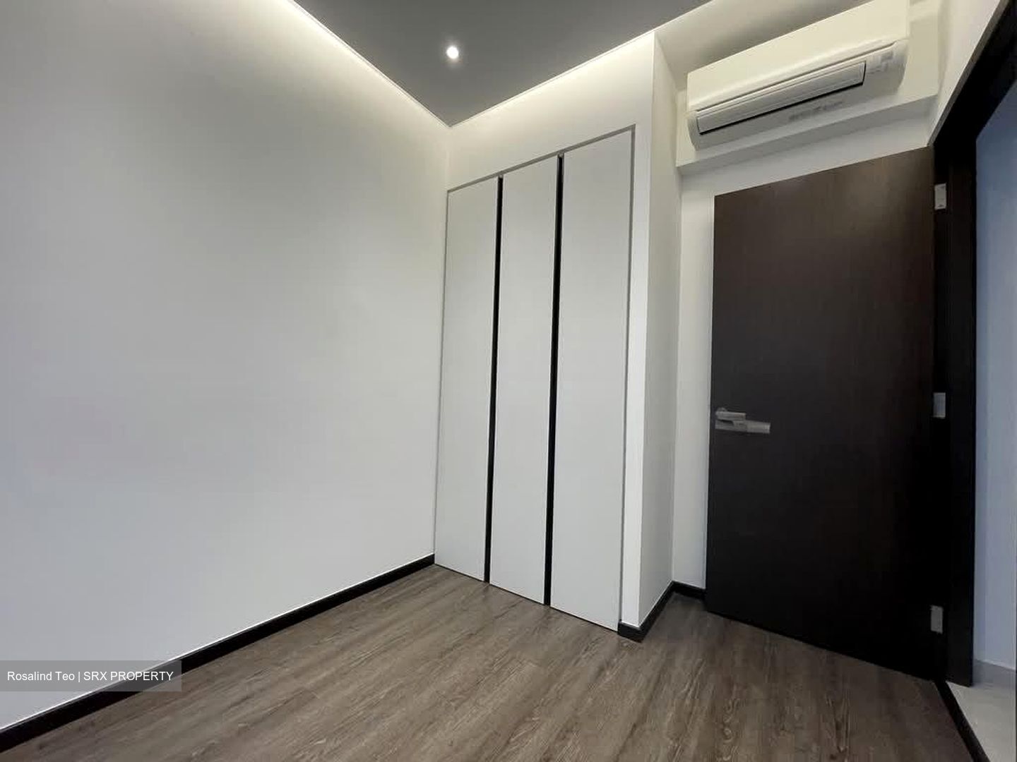 Symphony Suites (D27), Condominium #587709321